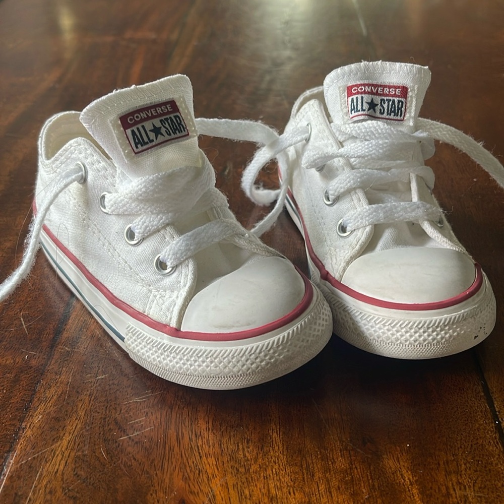 Converse low top white toddler 7